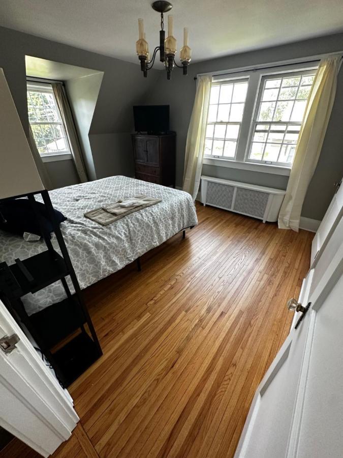 Cute Cape Cod Style Home Pittsfield Exteriér fotografie
